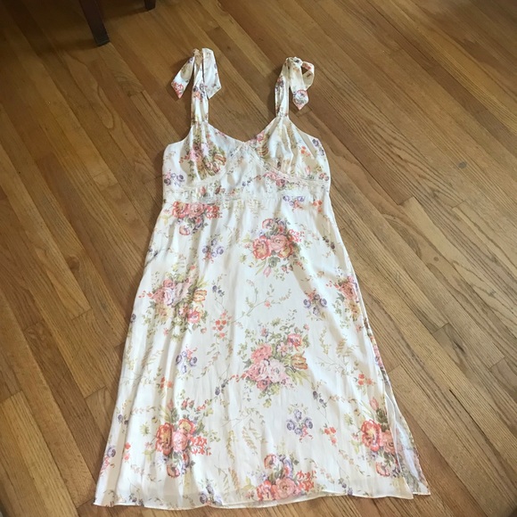 LC Lauren Conrad Dresses & Skirts - Floral Dress